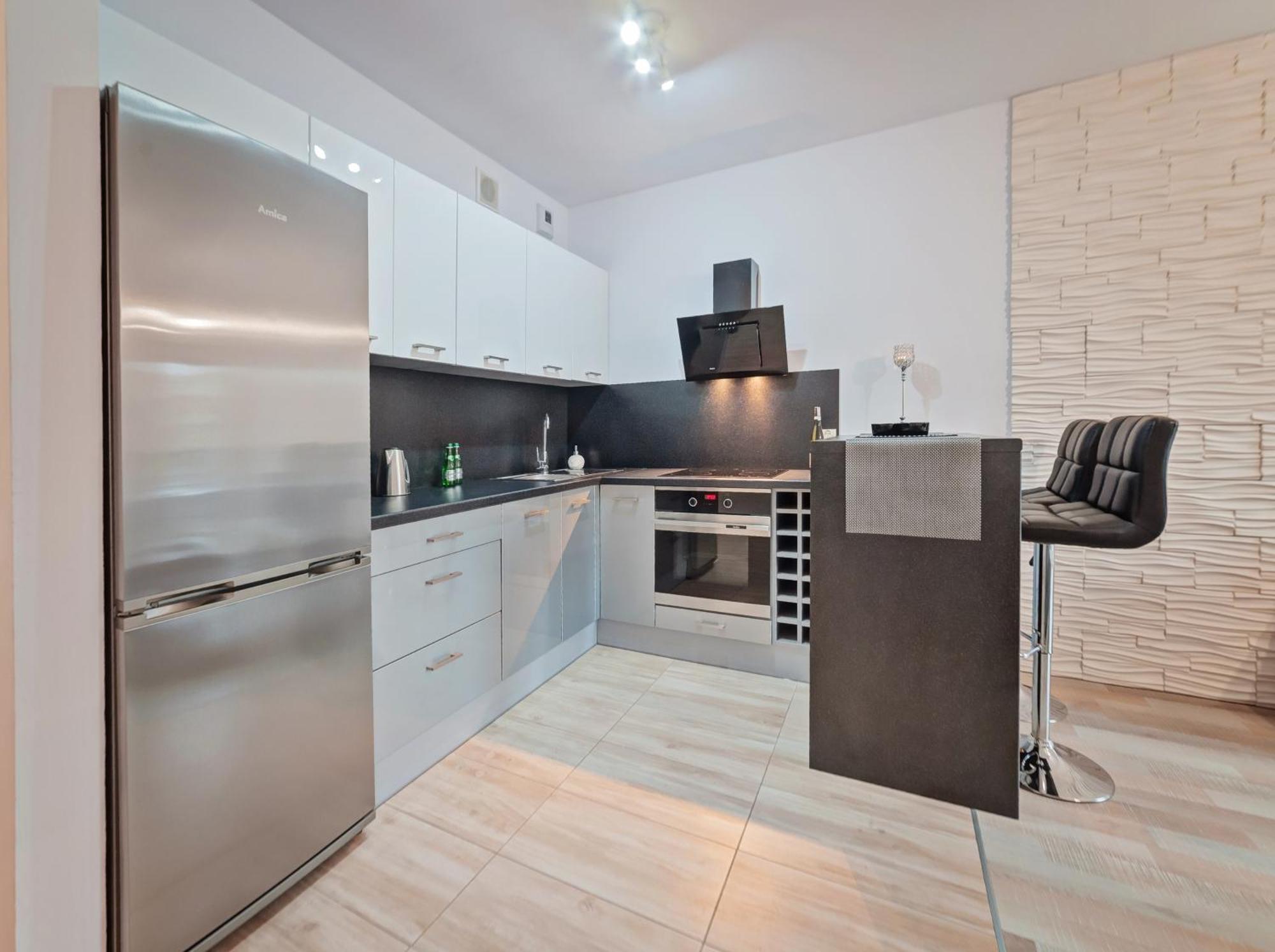 Apartamenty Homely Place Casa Verona - Stary Rynek - Parking Poznań Værelse billede
