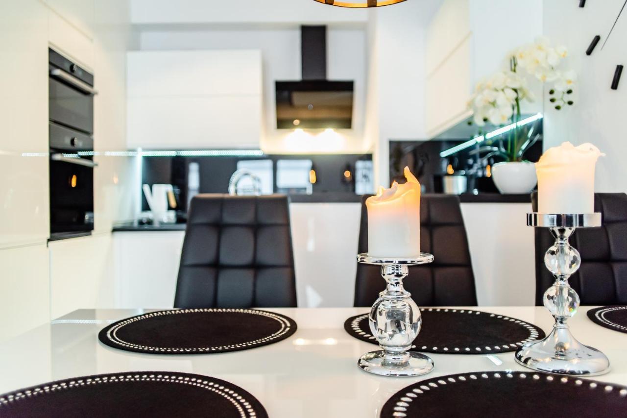 Apartamenty Homely Place Casa Verona - Stary Rynek - Parking Poznań Eksteriør billede